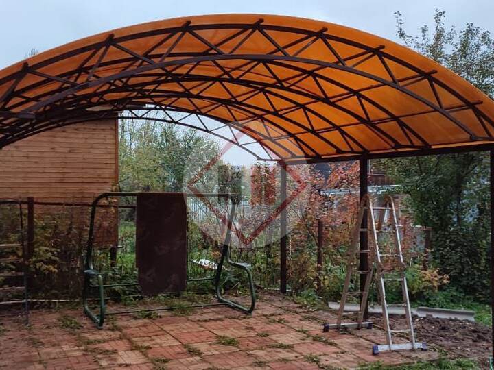 арочный навес для зоны отдыха