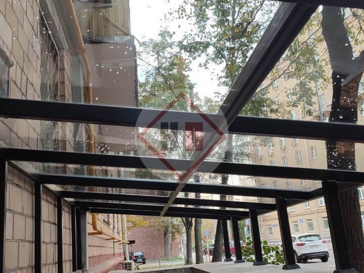 навес для подвального входа
