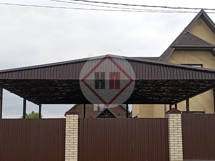 двускатный навес с ветровиками