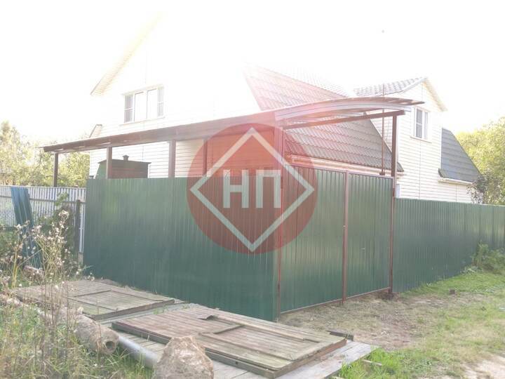 небольшой навес из поликарбоната сотового